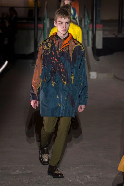 Look 66
